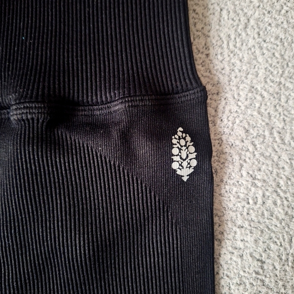 NWOT- Free People Movement Happiness Runs Bike Shorts And Tank Set - Picture 5 of 10